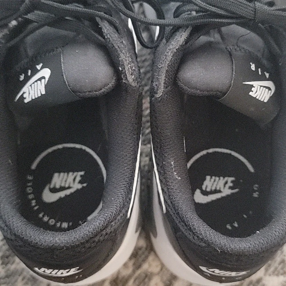 Nike Air Max Excee Black and White Athletic Shoes~Women Size 8.5